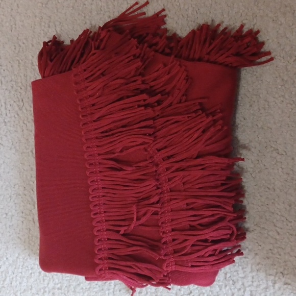 Coldwater Creek 100% Acrylic Red Shawl With Fringe - Picture 11 of 11